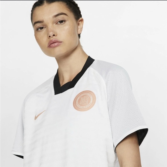 Nike F.C. Women's Crop Jersey Size Small Reversible - Picture 4 of 11